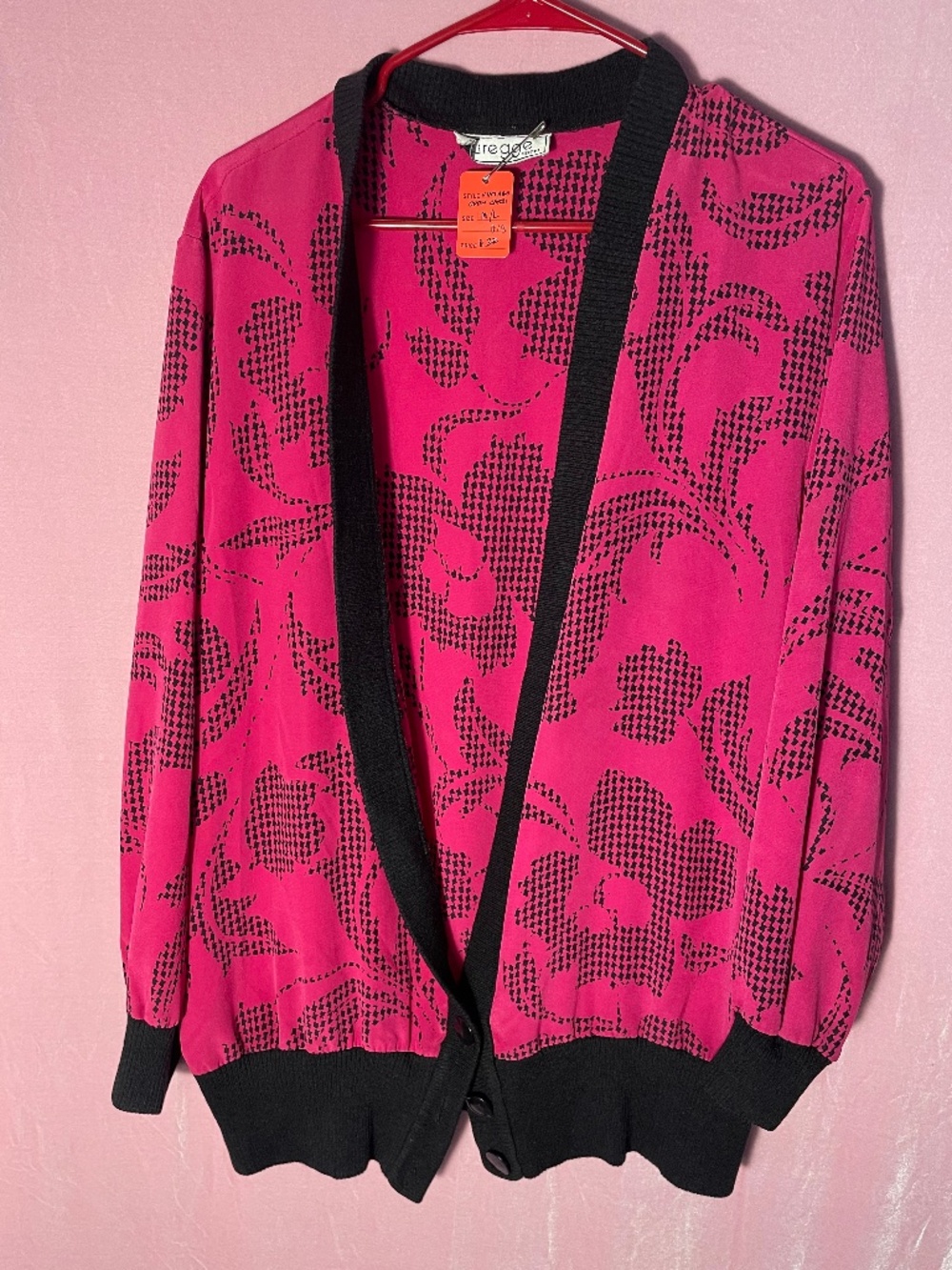 VINTAGE 80's Raspberry 3 button fabric cardigan with unique houndstooth floral